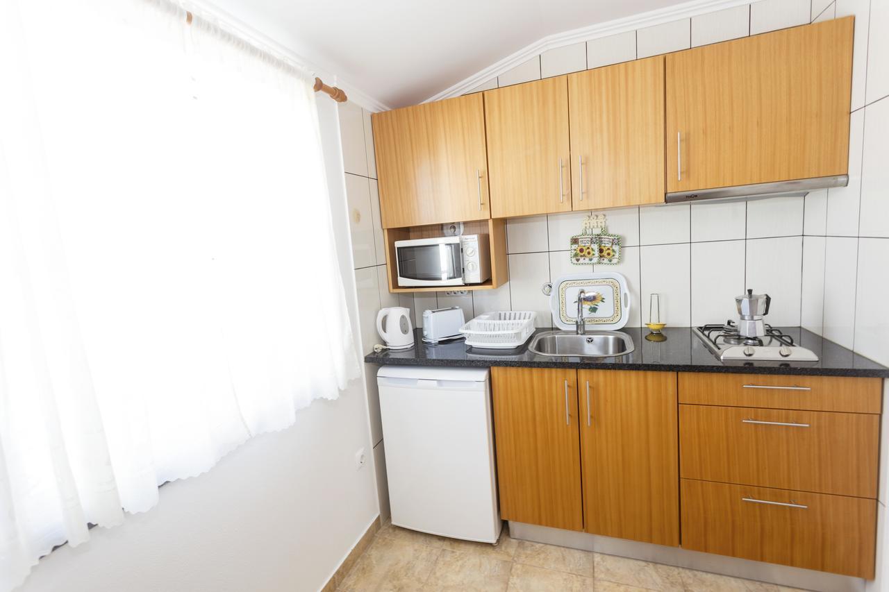 Oliveira Apartment *