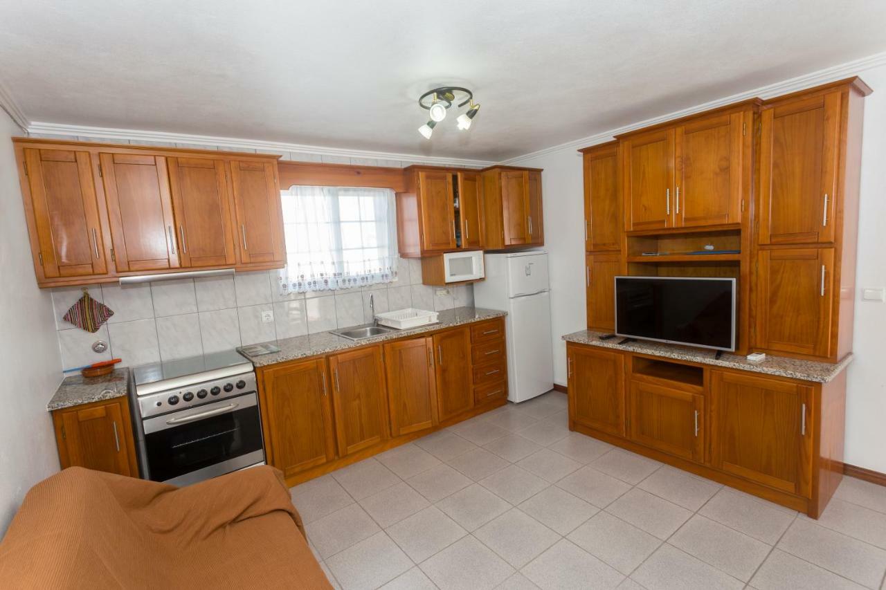 Oliveira Apartment